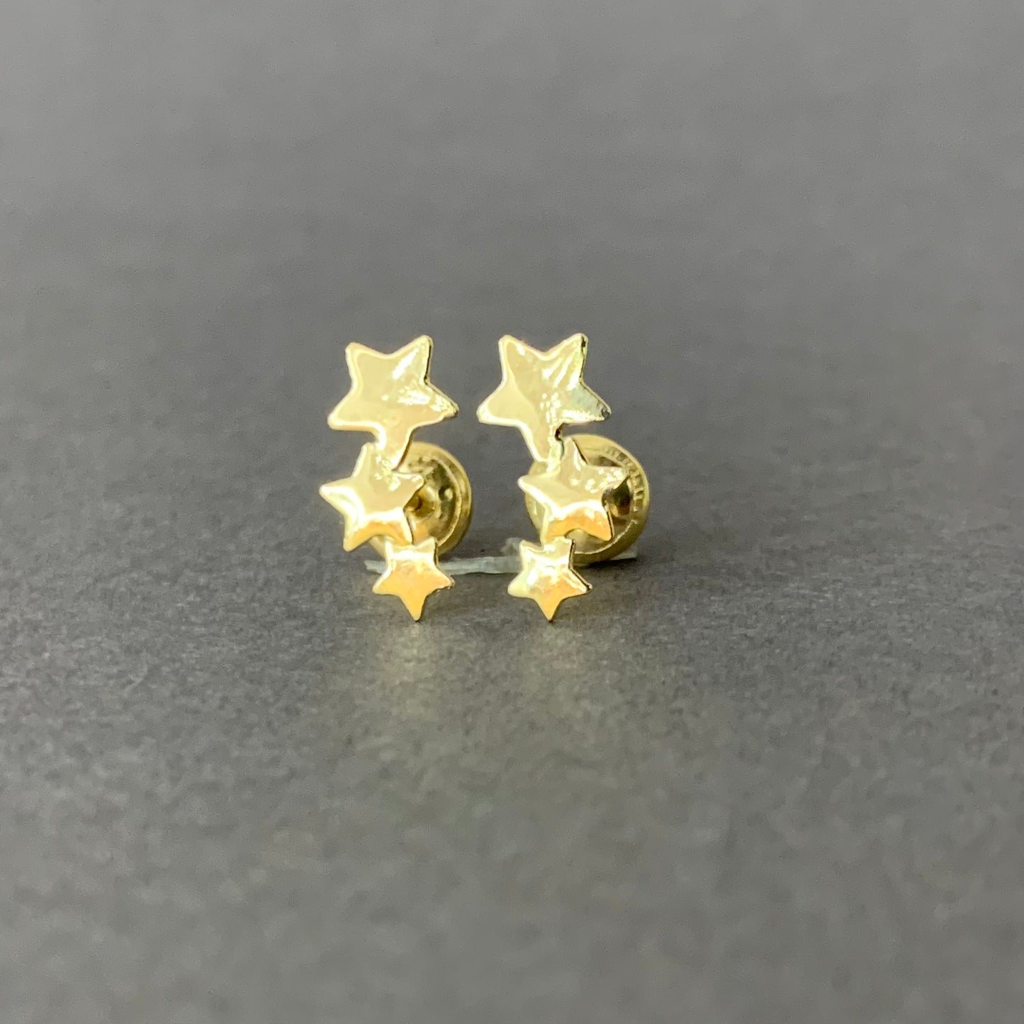 Topos Tres Estrellas 0.7gr / 12.3mm Oro Amarillo L720 18K