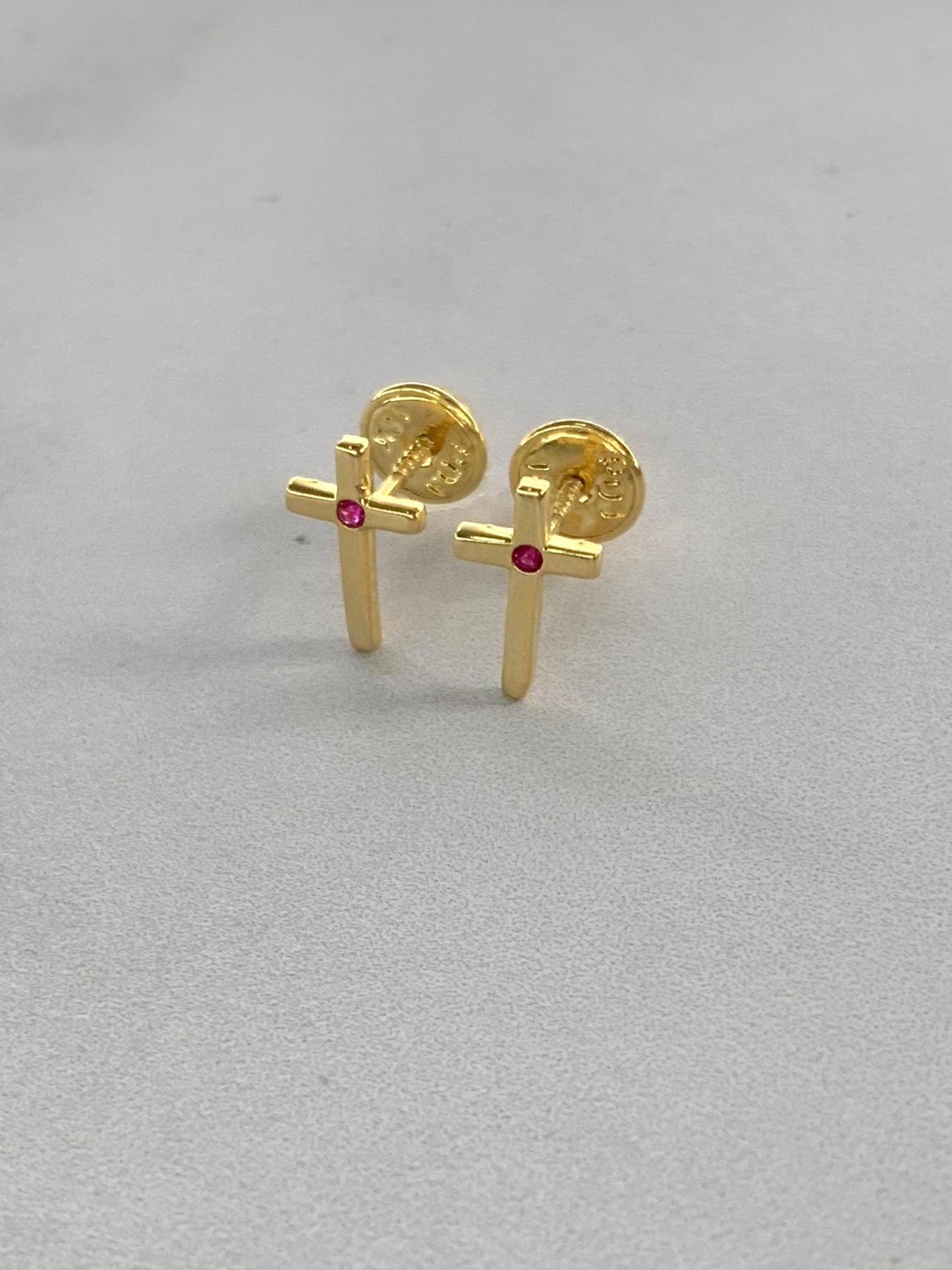 Topos Cruz Circon 0.64Gr / 9.7Mm Oro Amarillo L720 18K