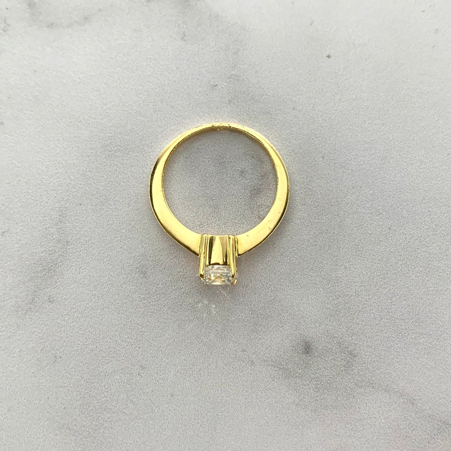Anillo Solitario 2.35Gr / T5 3/4 / 1.1Mm Oro Amarillo L720 18K