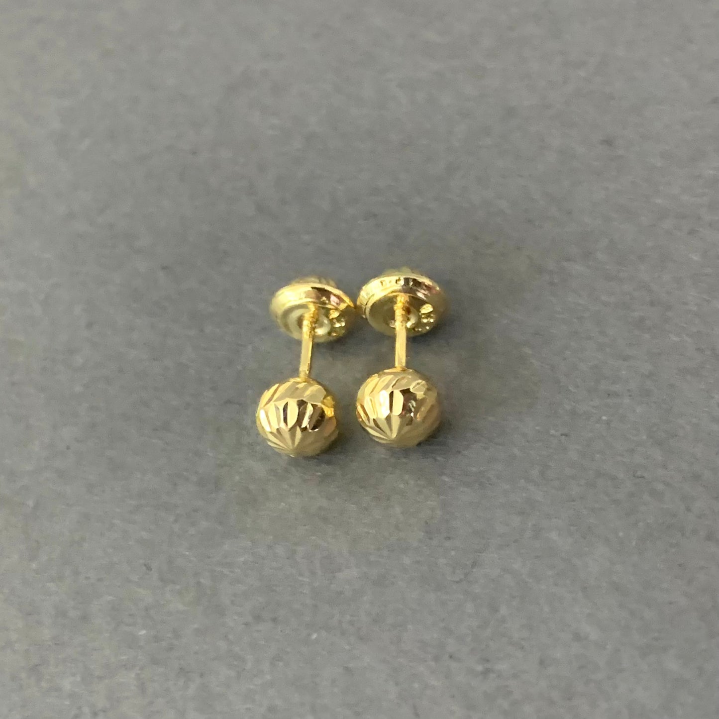 Topos Bola Diamantada 5Mm 0.64Gr / Oro Amarillo L720 18K