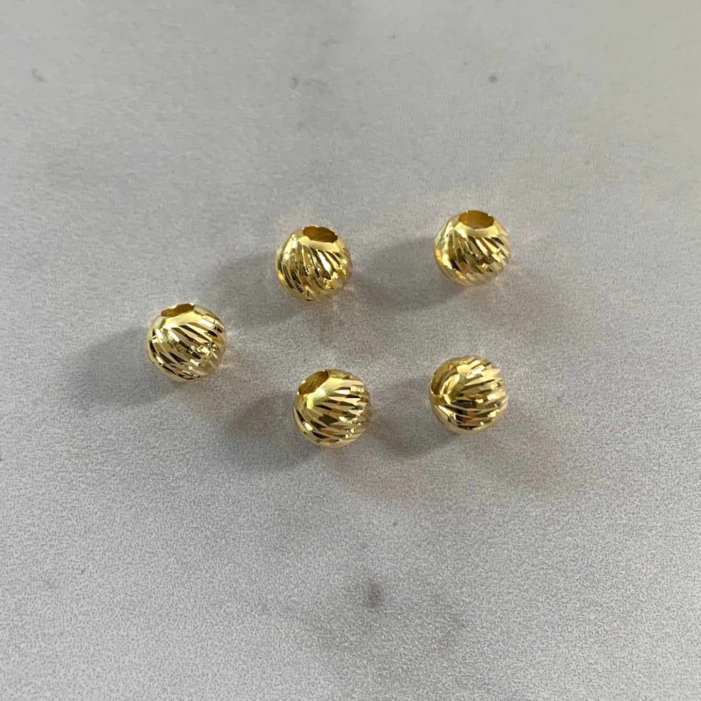 Bola Diamantada 0.3Gr / 6Mm Oro Amarillo L720 18K