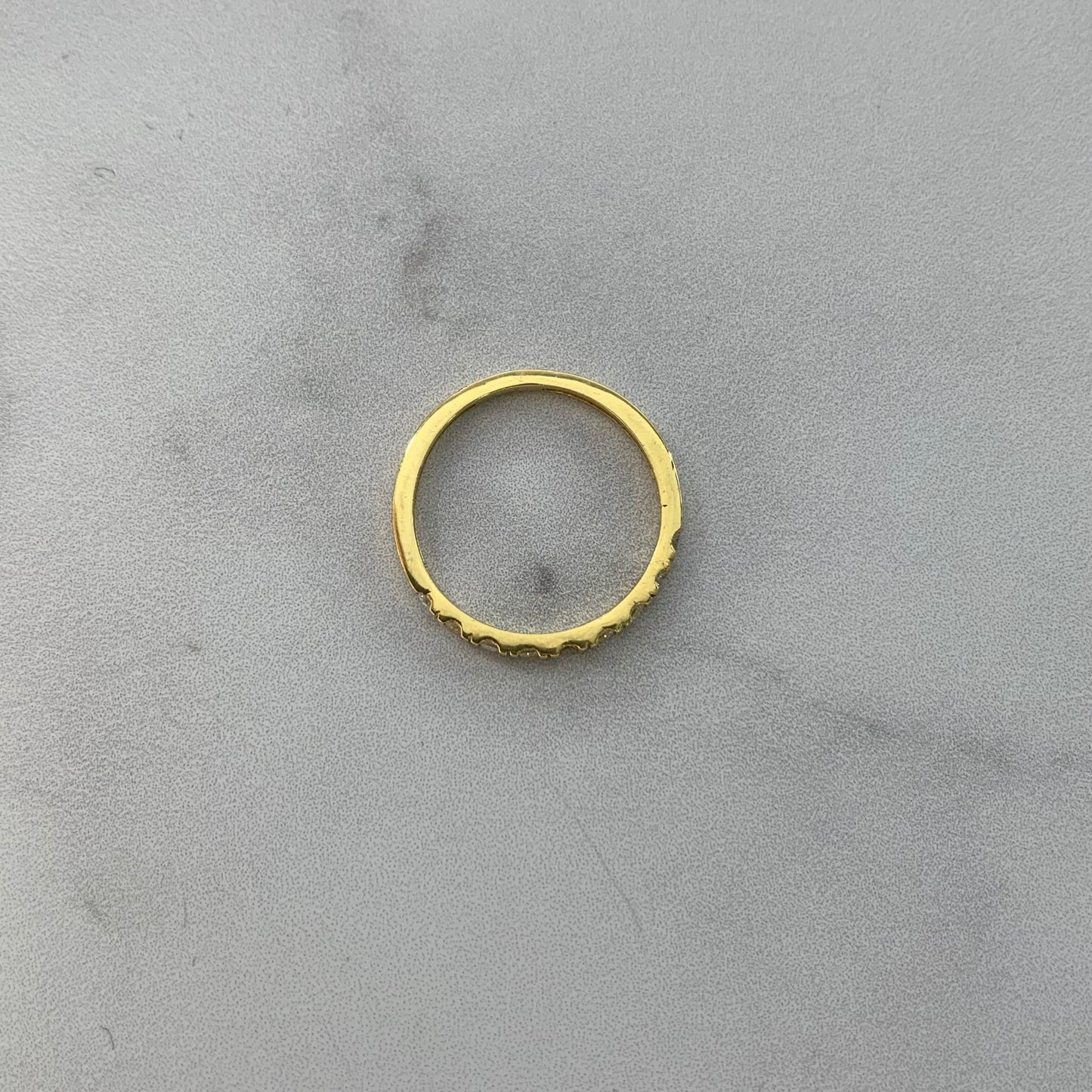 Anillo Circones 1.57Gr / T5 1/4 / 1.8Mm Oro Amarillo L720 18K