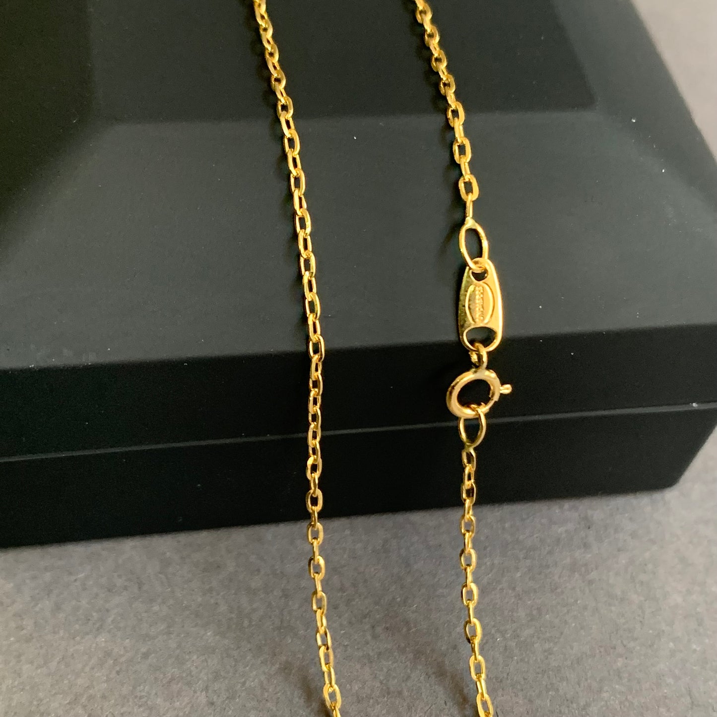 Cadena Lazo 1.64gr / 45cm / 1.65mm Oro Amarillo L750 +2 18K