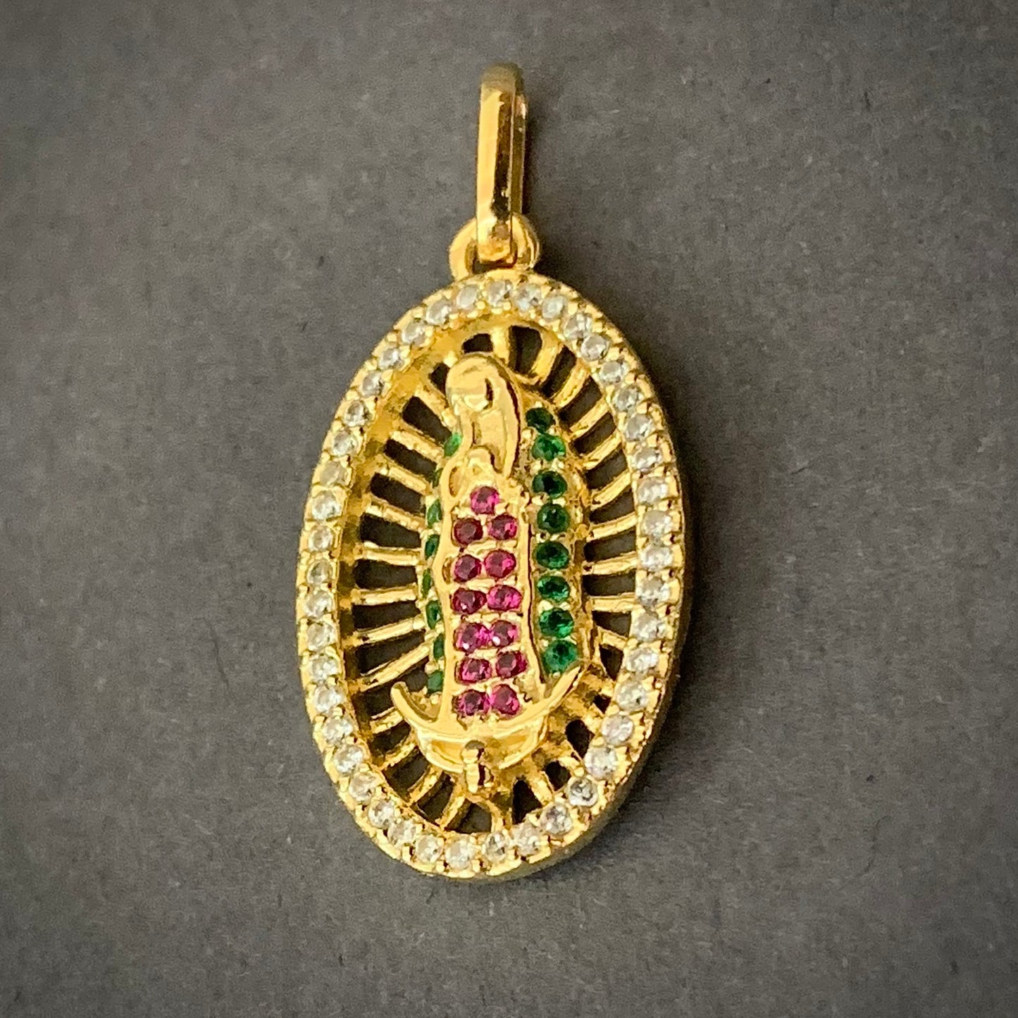 Dije Virgen Guadalupe 2.85gr / 2.7cm / Oro Amarillo L720 18K