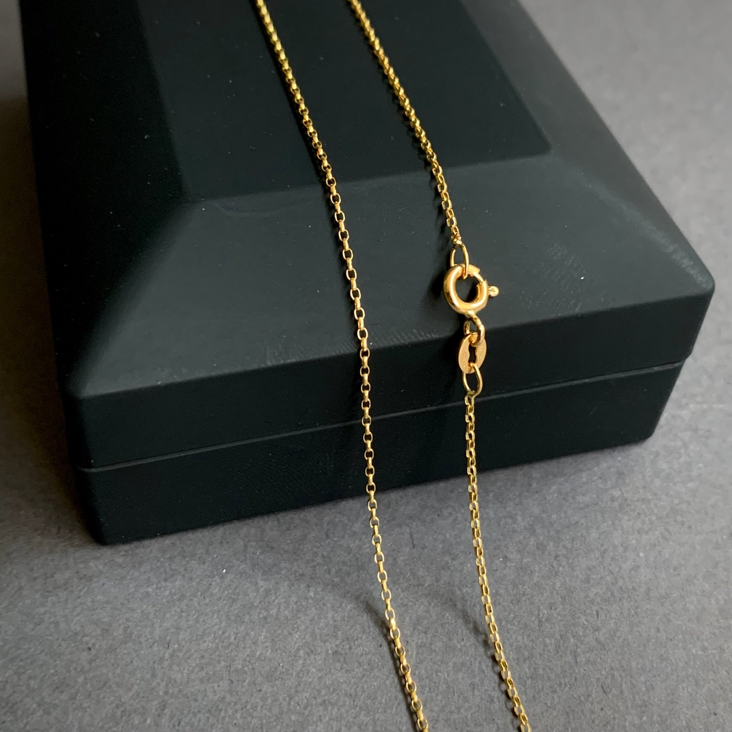 Cadena Rolon 1.8gr / 50cm / 0.96mm Oro Amarillo L750 +1 18K