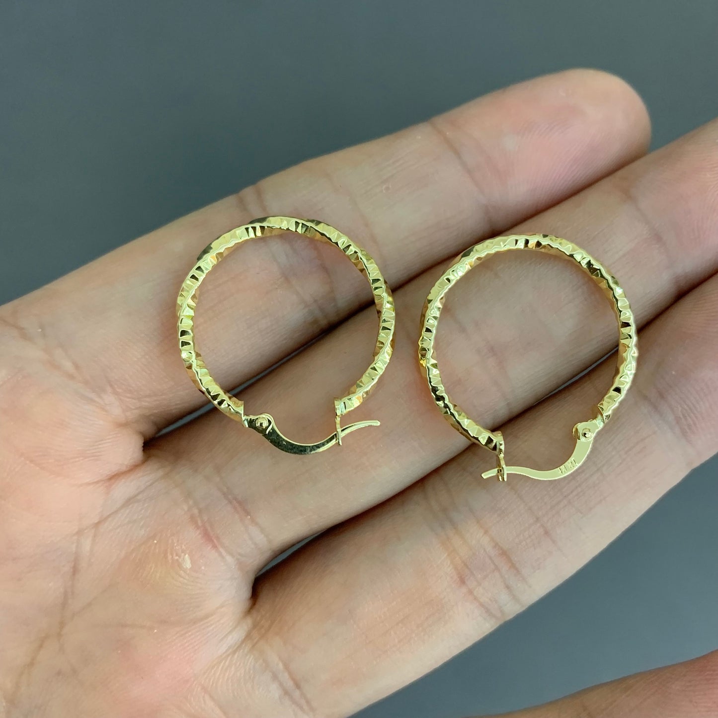 Candongas Entorchada Diamantada 1.5gr / 25mm Oro Amarillo L720 18K