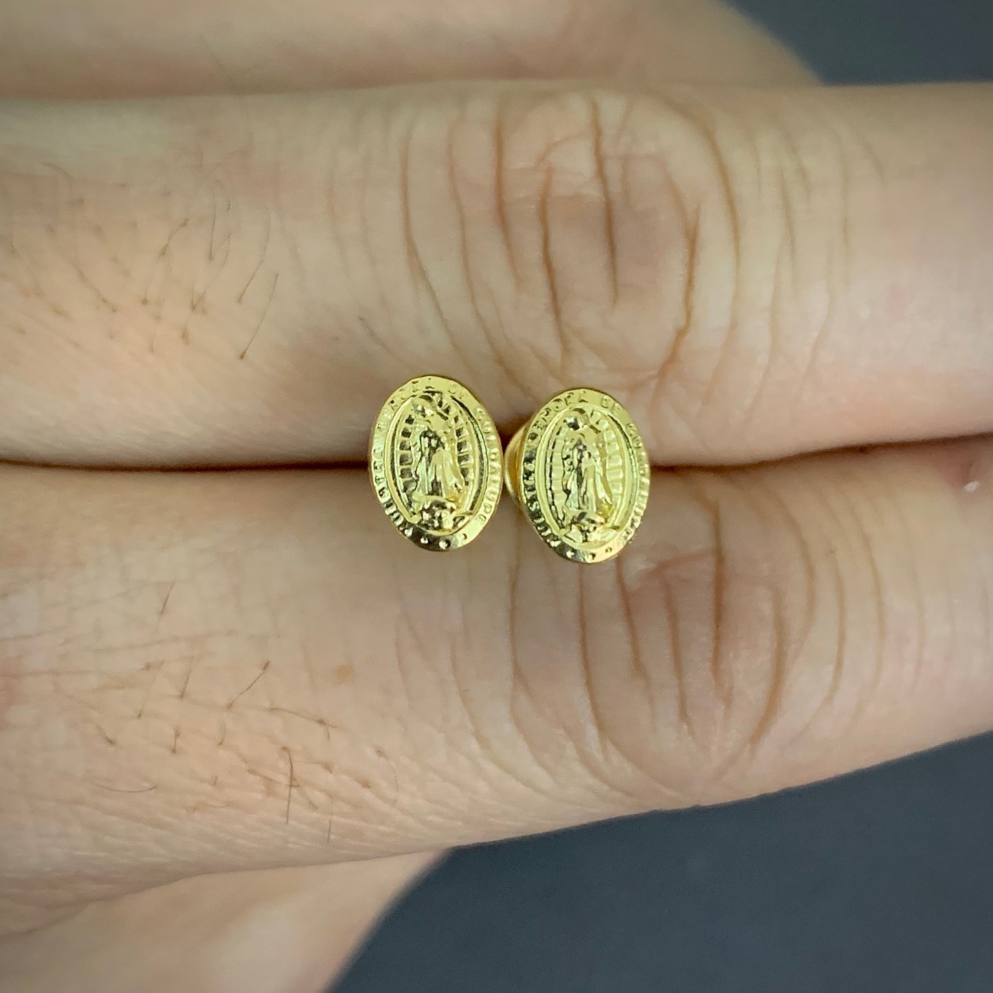 Topos Virgen Guadalupe 0.58gr / 8.1mm Oro Amarillo L720 18K