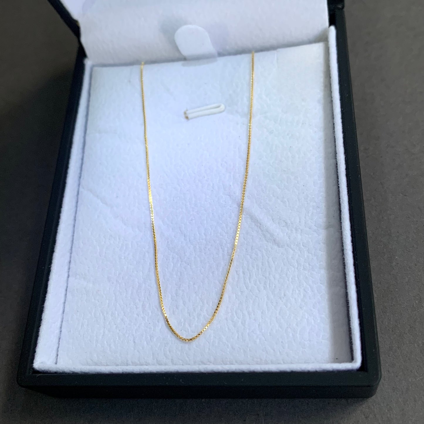 Cadena Veneciana 1.01gr / 45cm / 0.54mm Oro Amarillo L750 +3 18K