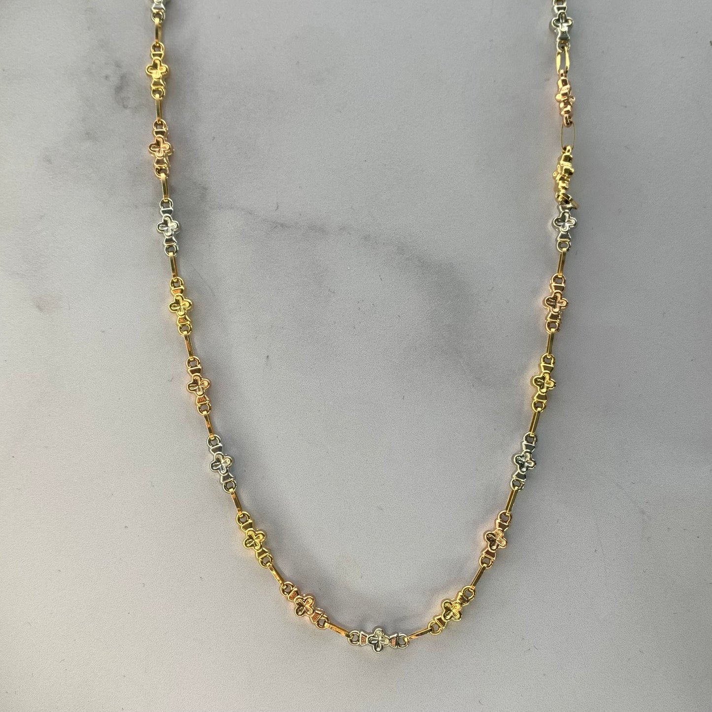 Cadena Rustica Cruces 9.2Gr / 50Cm / 5.1Mm Tres Oros L720 18K