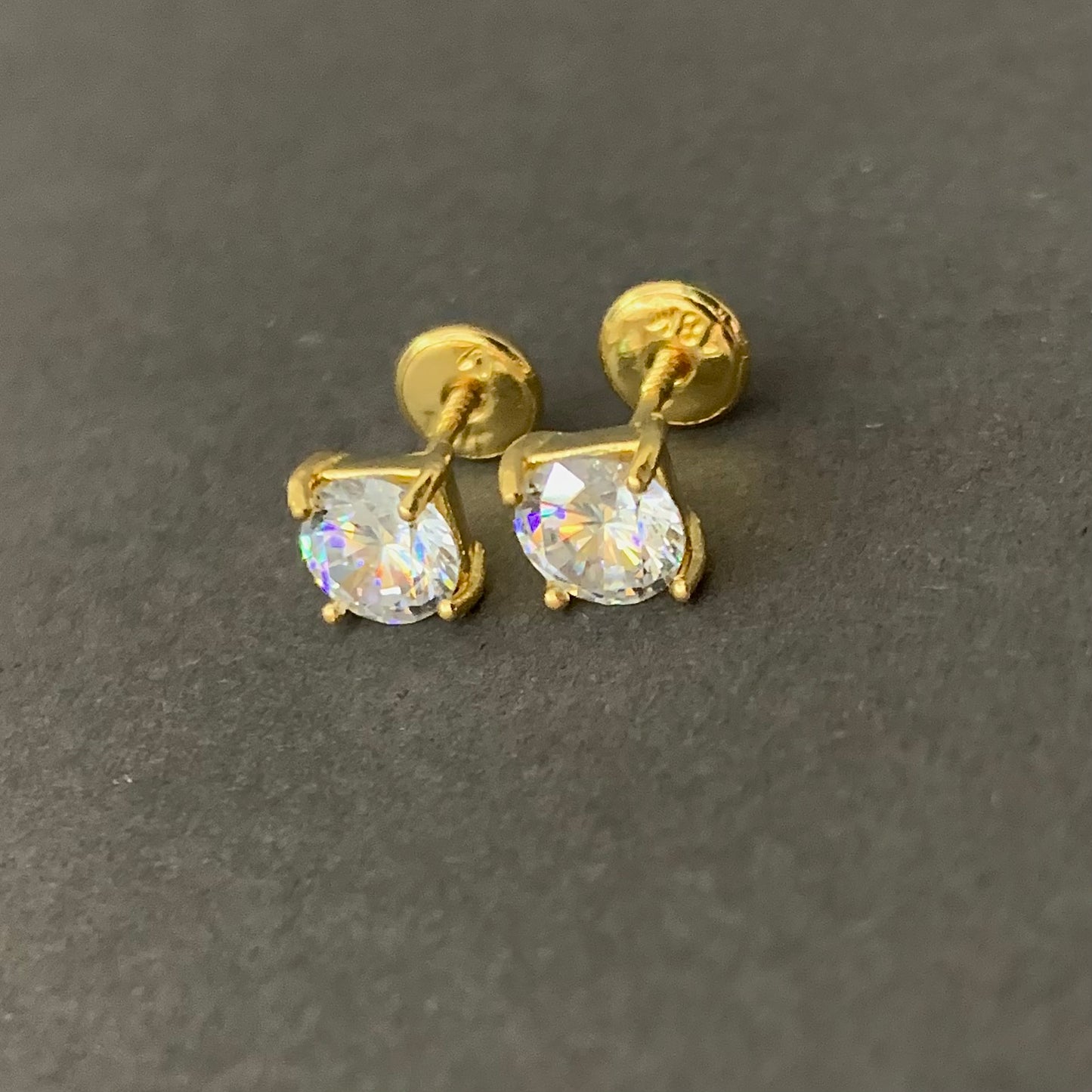 Topos Circon Blanco 1.53Gr / 5.5Mm Oro Amarillo L720 18K
