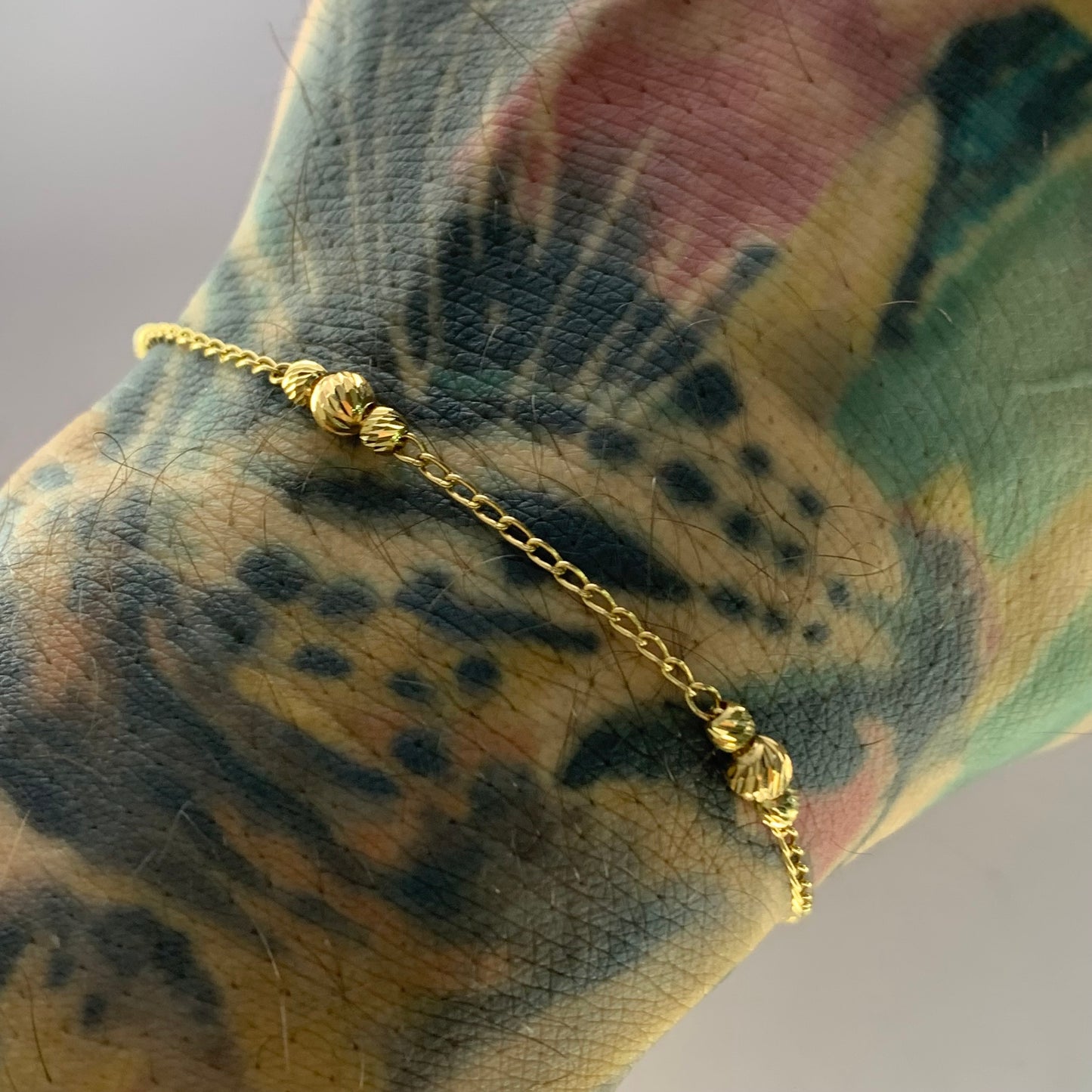 Pulso Balines Diamantados 2.18Gr / 18.5Cm / 4Mm Y 3Mm Oro Amarillo L720 18K