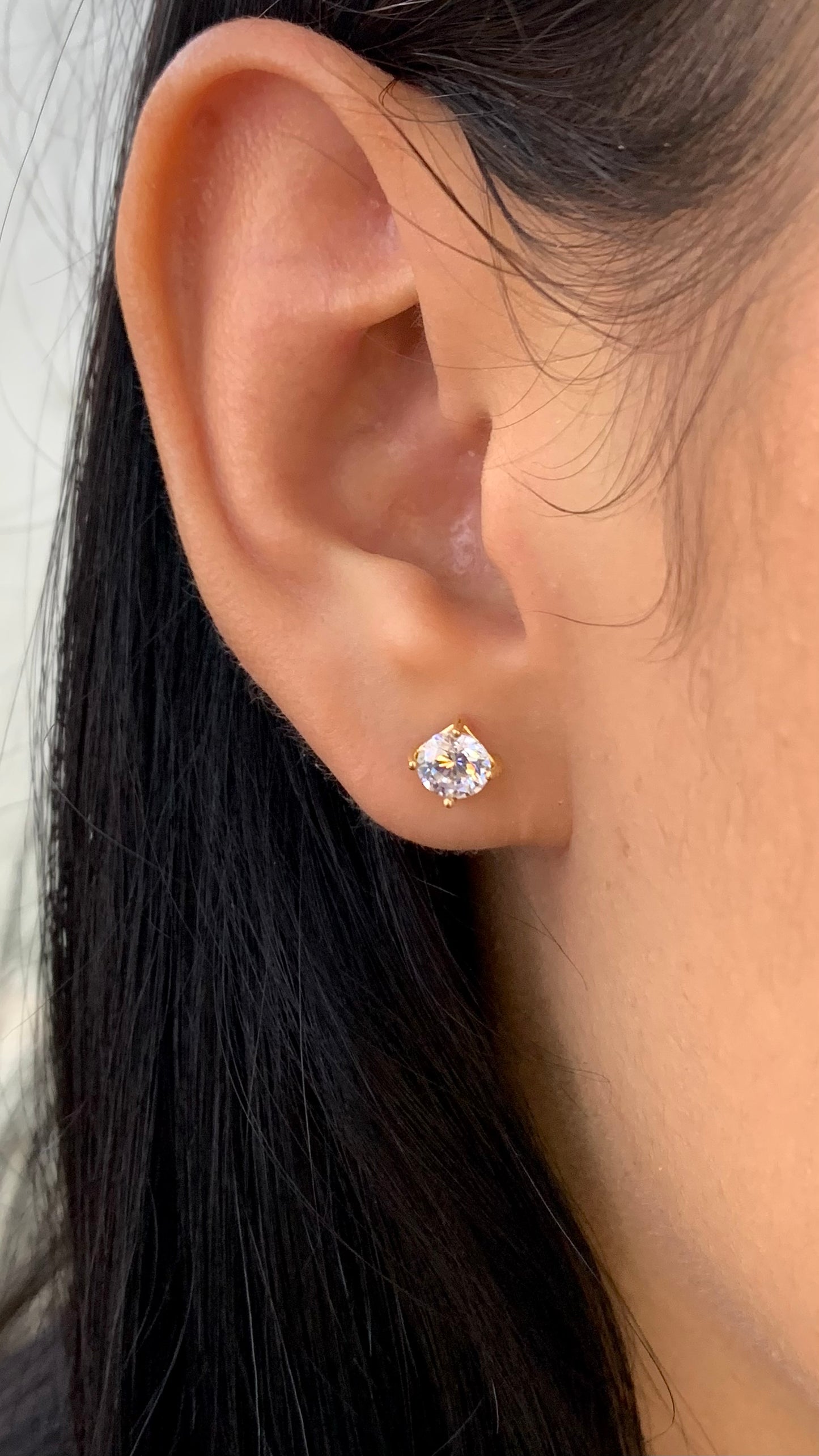 Topos Circon Blanco 0.92Gr / 4Mm Oro Amarillo L720 18K