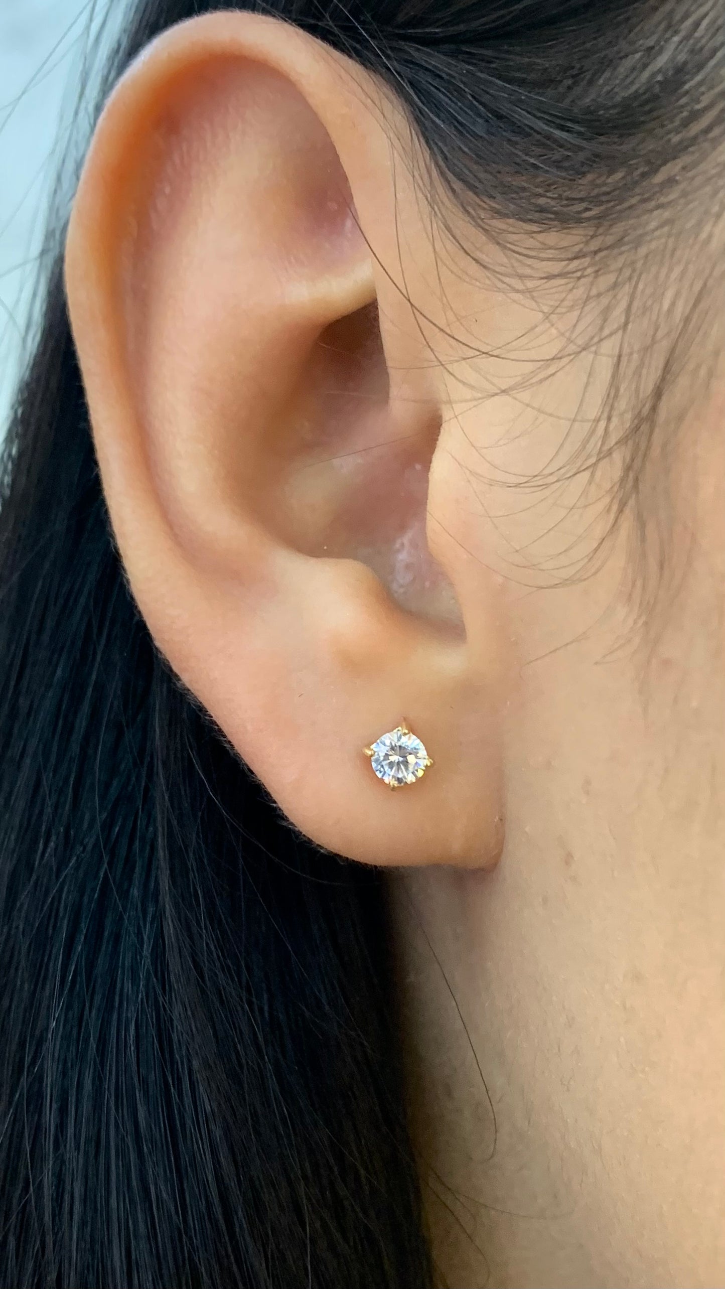 Topos Circon Blanco 1Gr / 4.5Mm Oro Amarillo L720 18K