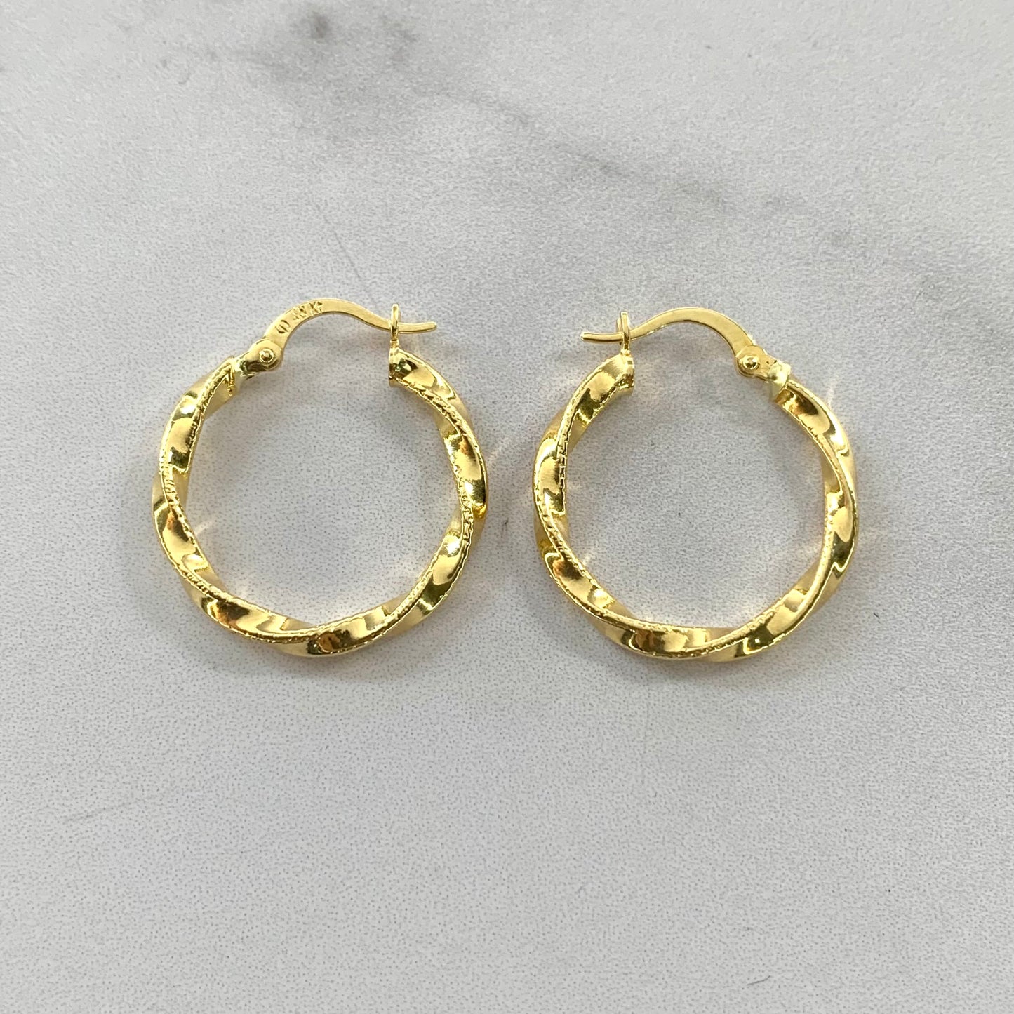 Candongas Entorchadas 1.87Gr / 23Mm Oro Amarillo L720 18K