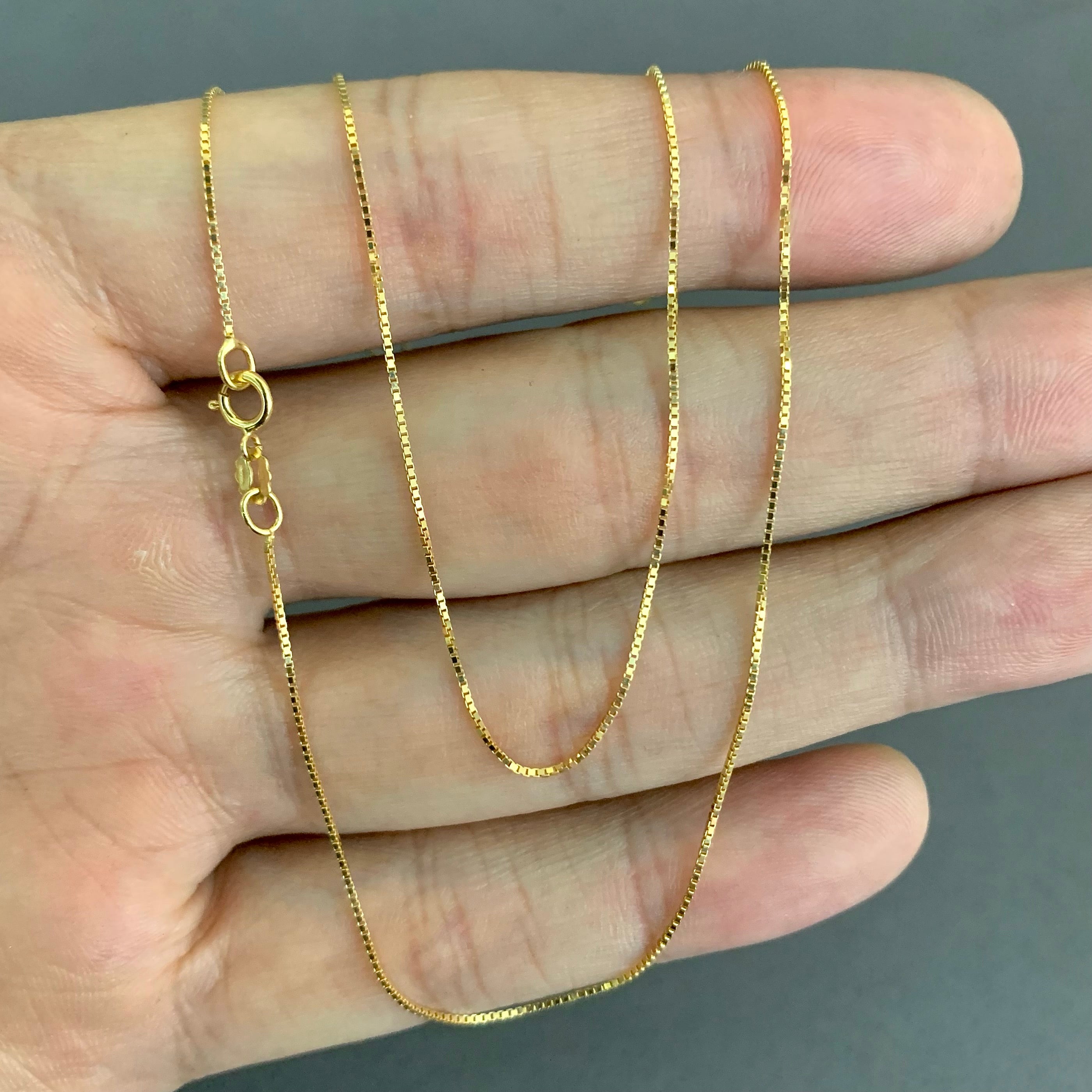 Cadena Veneciana 1.6gr / 45cm / 0.7mm Oro Amarillo L750 +1 18K