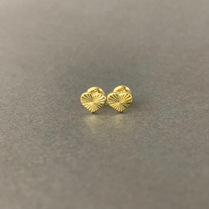 Topos Corazon Diamantado 0.64gr / 5.2mm Oro Amarillo L720 18K