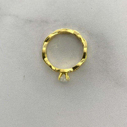 Anillo Solitario Entre Lazado Circones 4.44Gr / T6 1/2 / 3.6Mm Oro Amarillo L720 18K