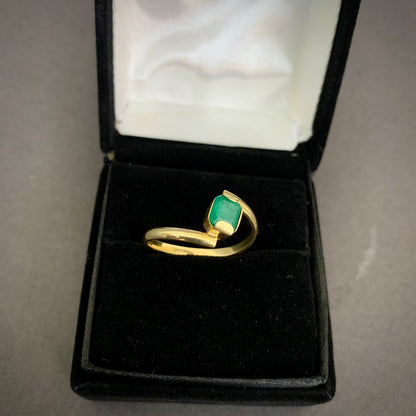 Anillo Solitario Esmeralda 2.3gr / T8 1/2 / 2.1mm Oro Amarillo L720 18K