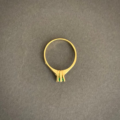Anillo Solitario Esmeralda 1.51gr / T5 / 1.91mm Oro Amarillo L720 18K
