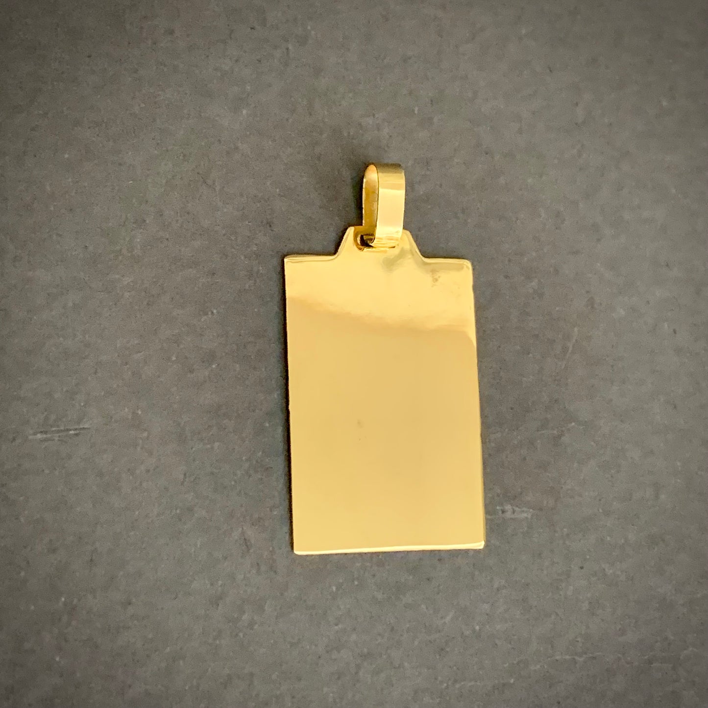 Dije Placa 2gr / 3.5cm / Oro Amarillo L720 18K
