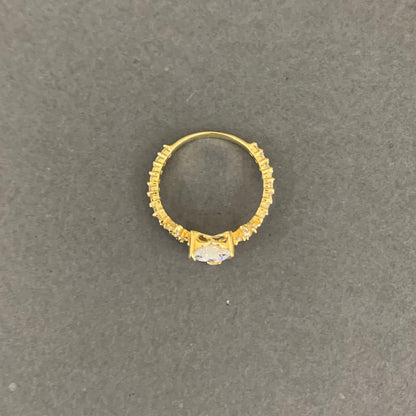 Anillo Corazon Trebol Circones 1.83gr / T5 3/4 / 1.85mm Oro Amarillo L720 18K