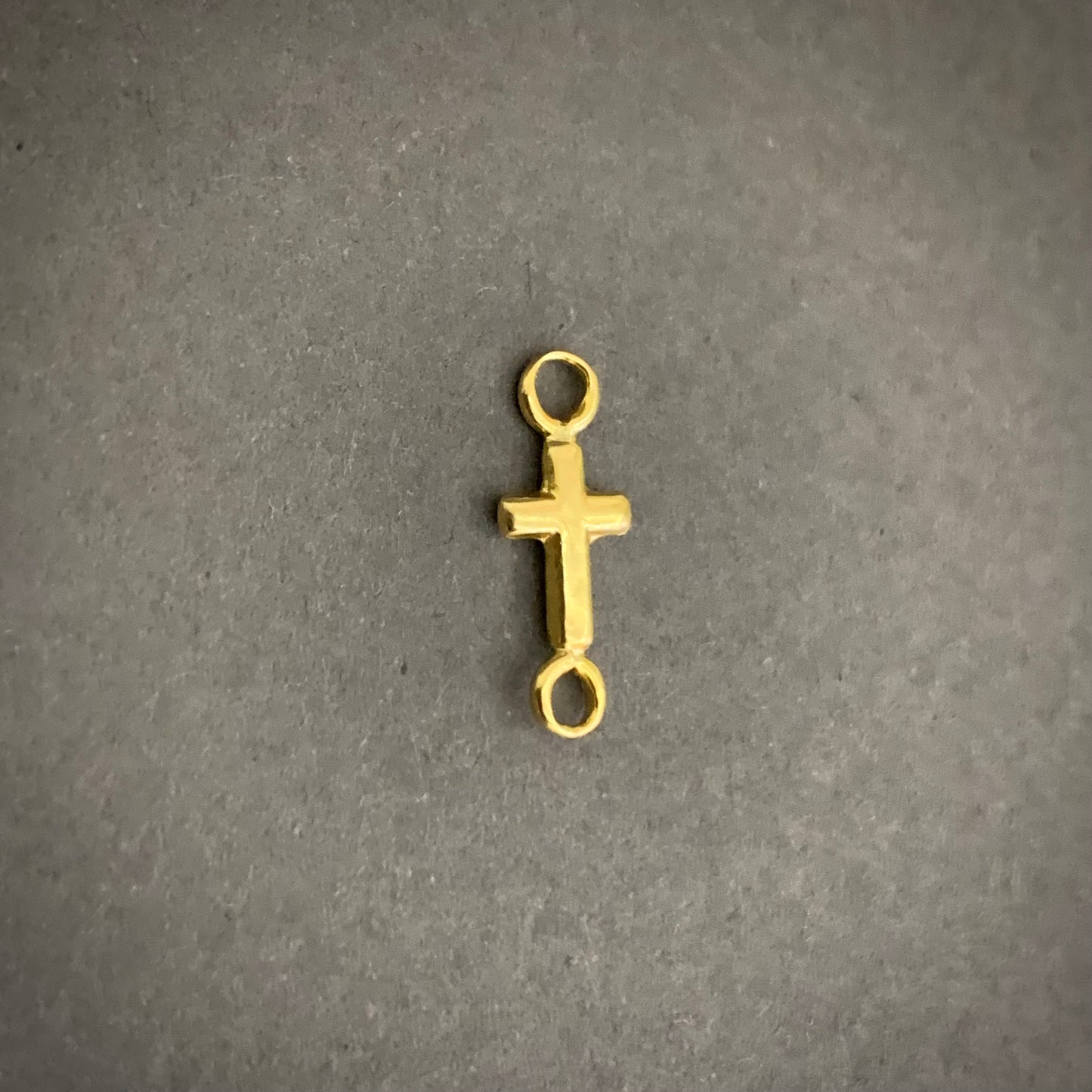 Herraje Cruz 0.2gr / 1.3cm / Oro Amarillo L720 18K