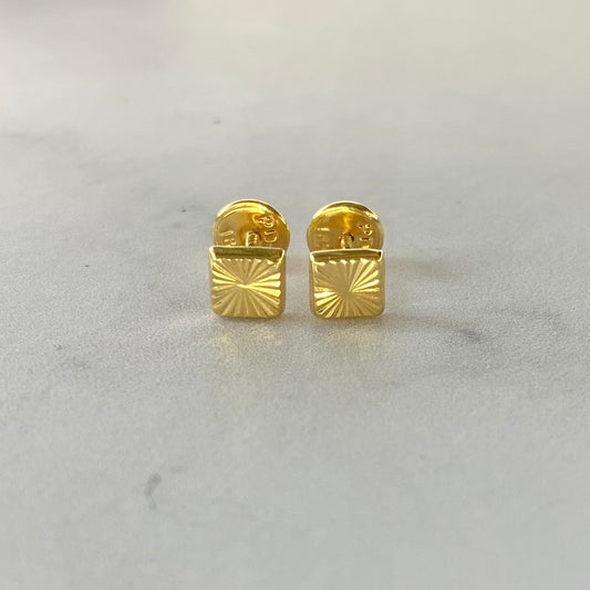 Topos Cuadro Diamantado 0.56Gr / 5.2Mm Oro Amarillo L720 18K